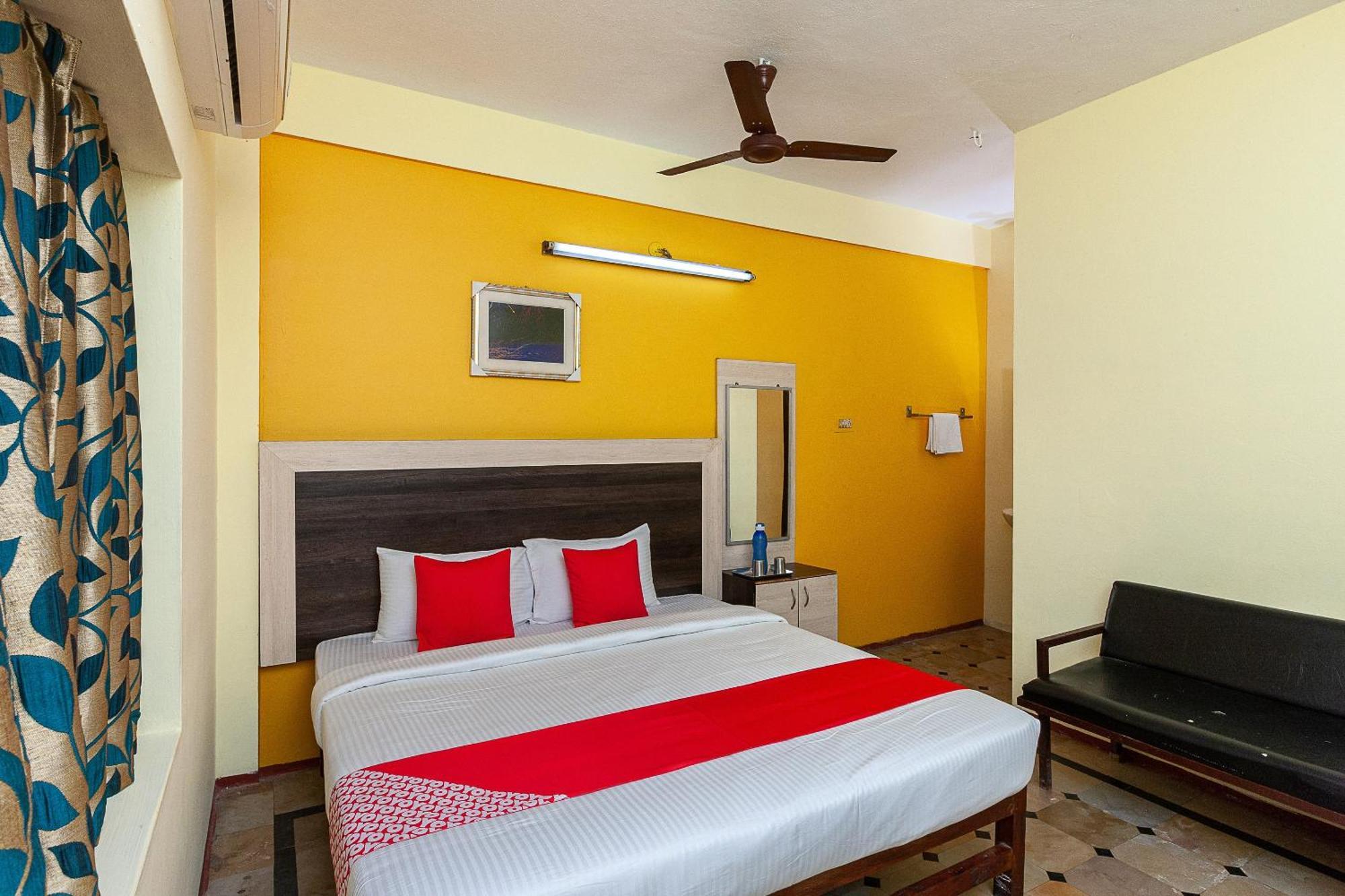 Collection O Ammayi Hotels & Resorts Tiruvannāmalai Exteriér fotografie