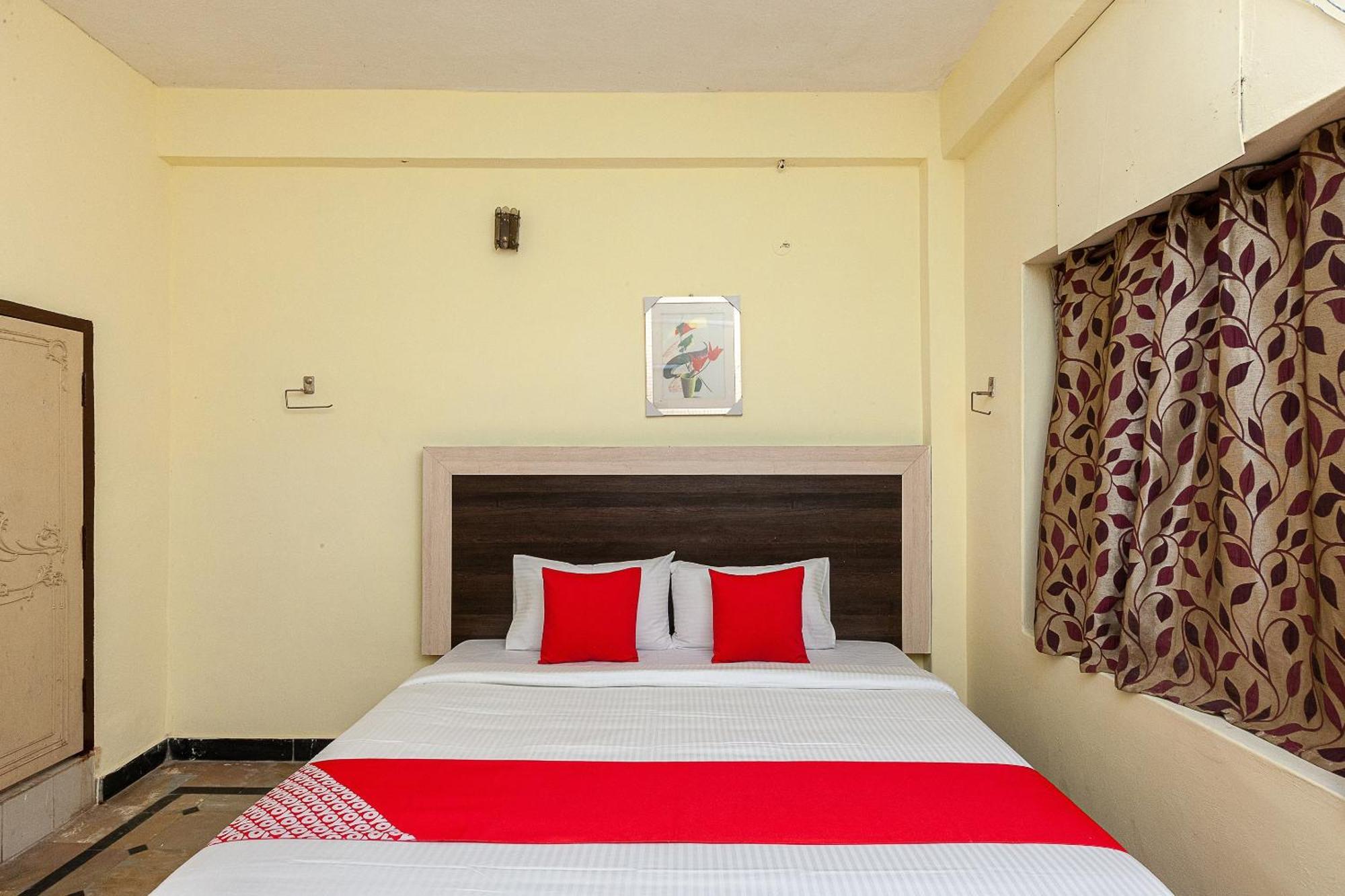 Collection O Ammayi Hotels & Resorts Tiruvannāmalai Exteriér fotografie