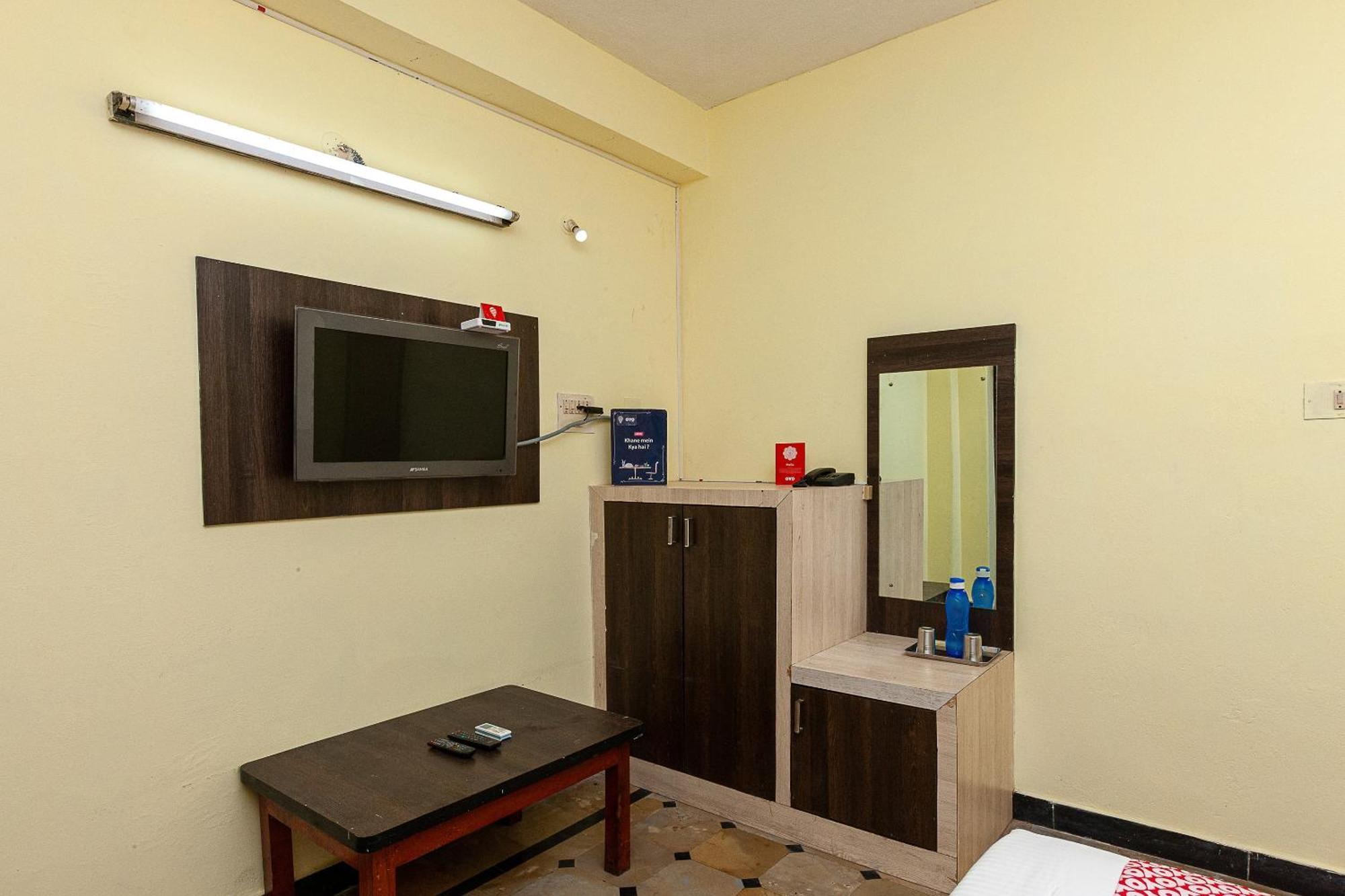 Collection O Ammayi Hotels & Resorts Tiruvannāmalai Exteriér fotografie