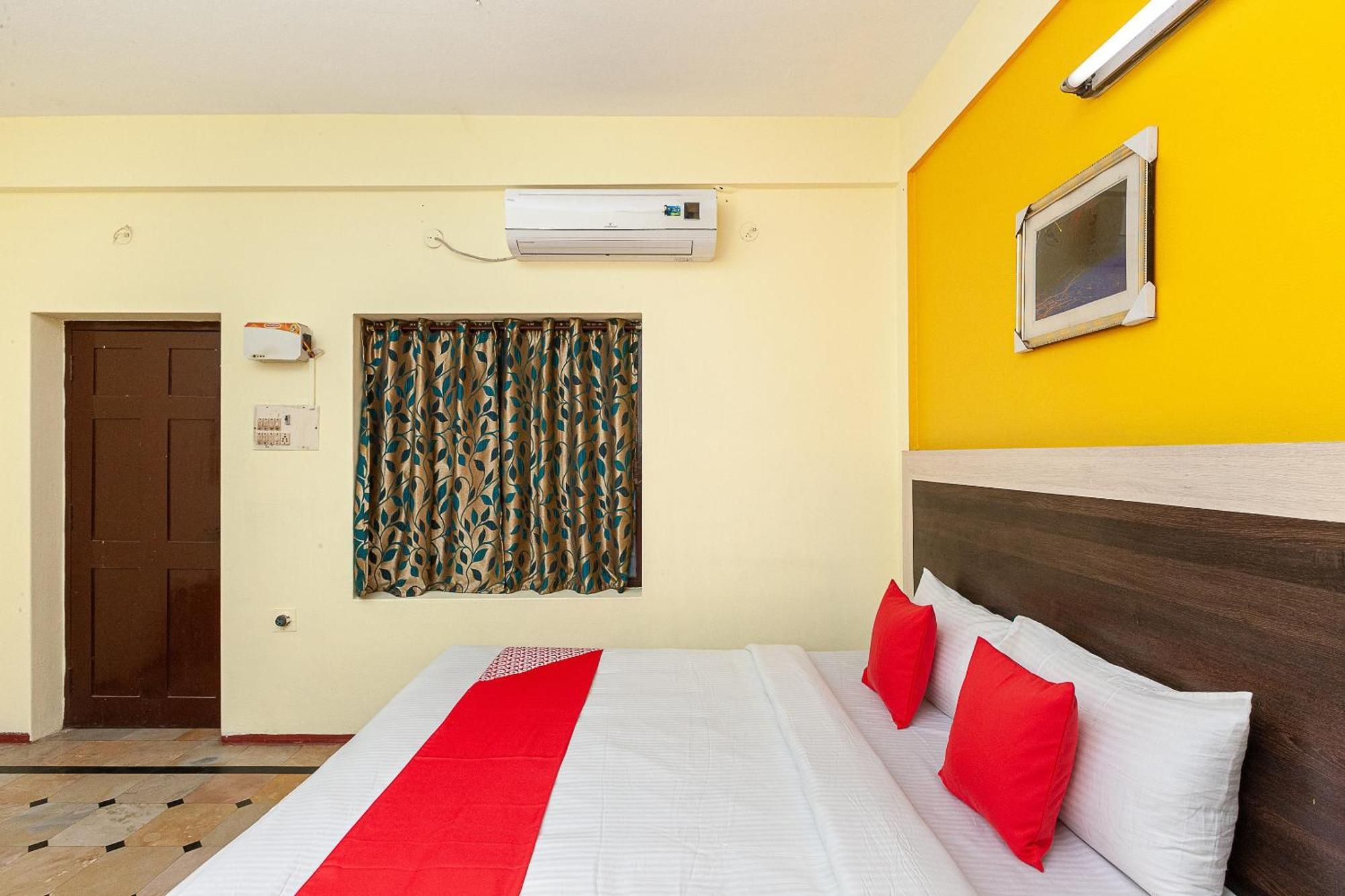 Collection O Ammayi Hotels & Resorts Tiruvannāmalai Exteriér fotografie